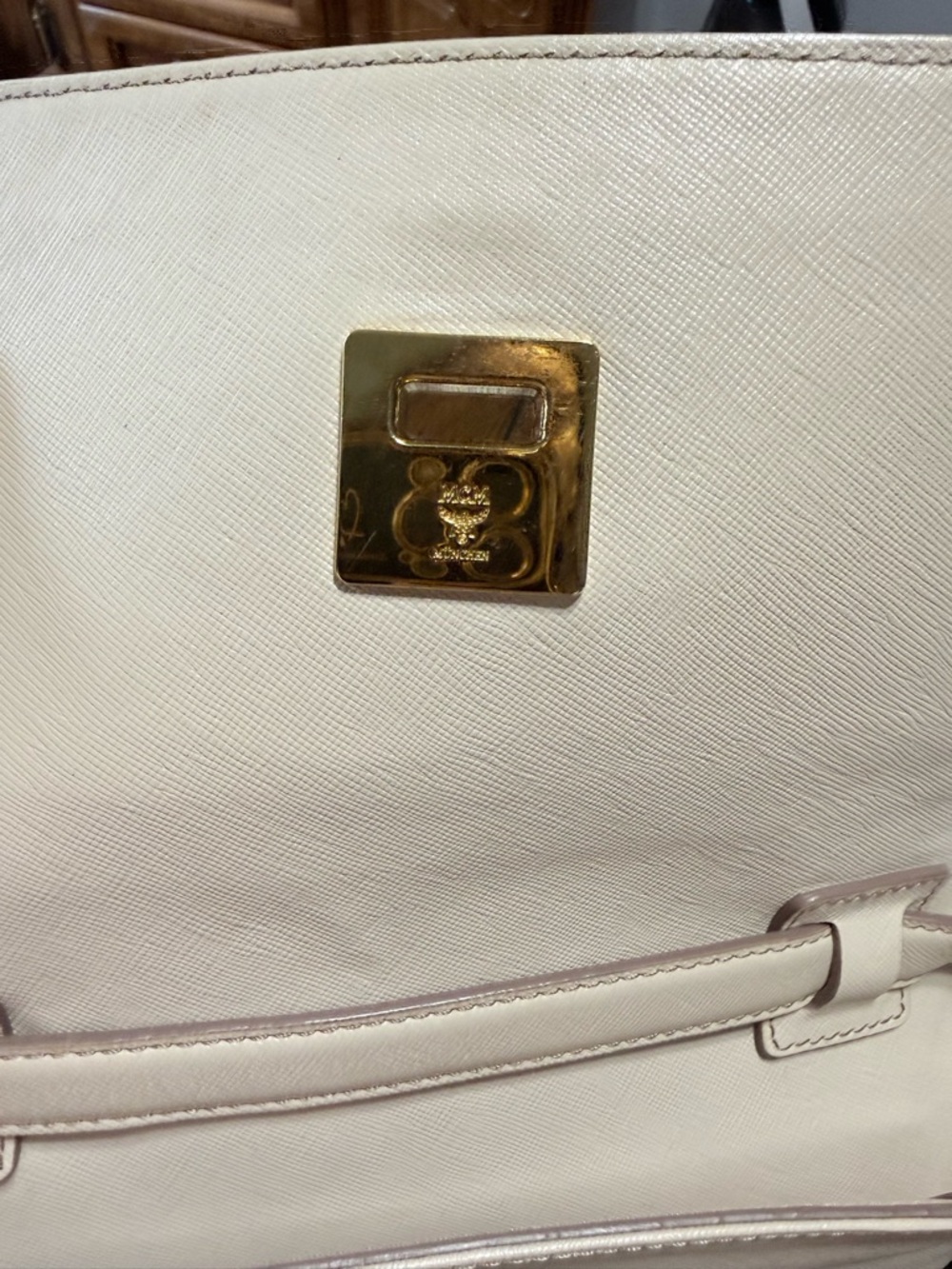 MCM Cream Crossbody Shoulder Bag with Gold Hardware - Picture 4 of 6